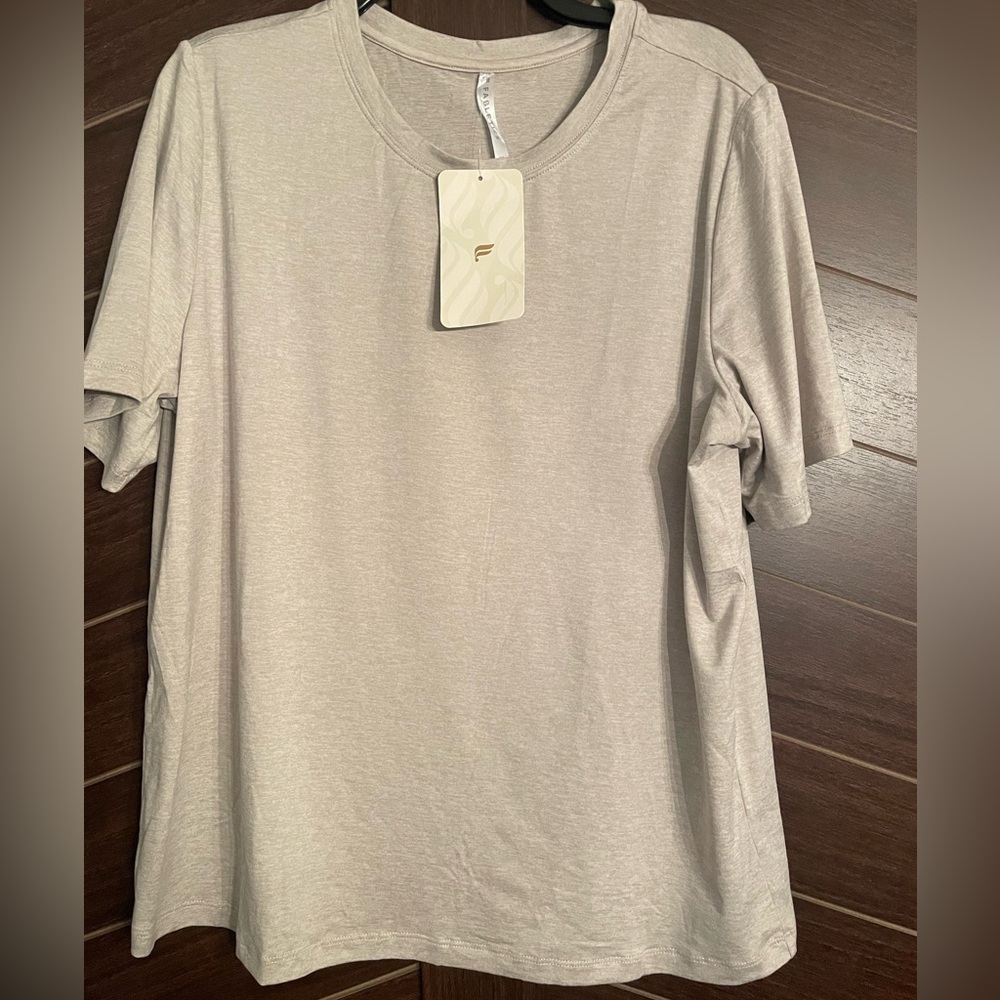 Fabletics Blake short sleeve T shirt NWT